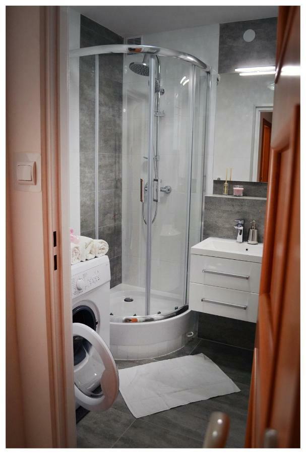Color24 Apartament Сталова Вола Екстериор снимка