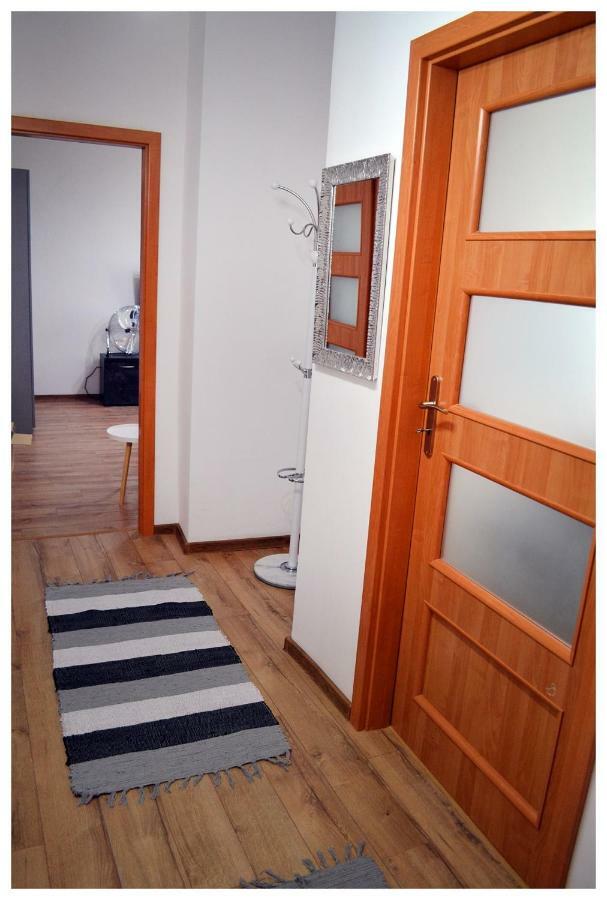 Color24 Apartament Сталова Вола Екстериор снимка